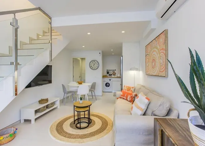 Homu Cherne - Muy Cerca De La Playa